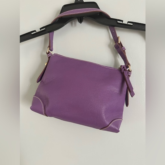 Dooney & Bourke purple pebble grain leather handbag - Picture 6 of 11